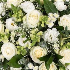 Bouquet Florist choice creams  