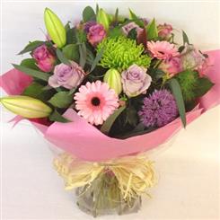 Hand tied Bouquet deluxe 