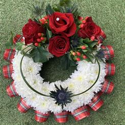 TARTAN TRIBUTES open wreath 