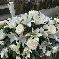 DELUXE WHITE rose and lily spray 